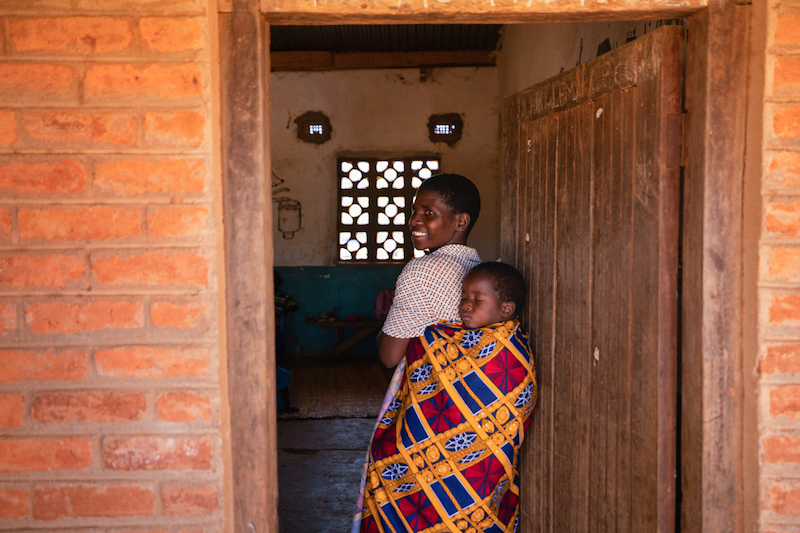 mother and child in malawi